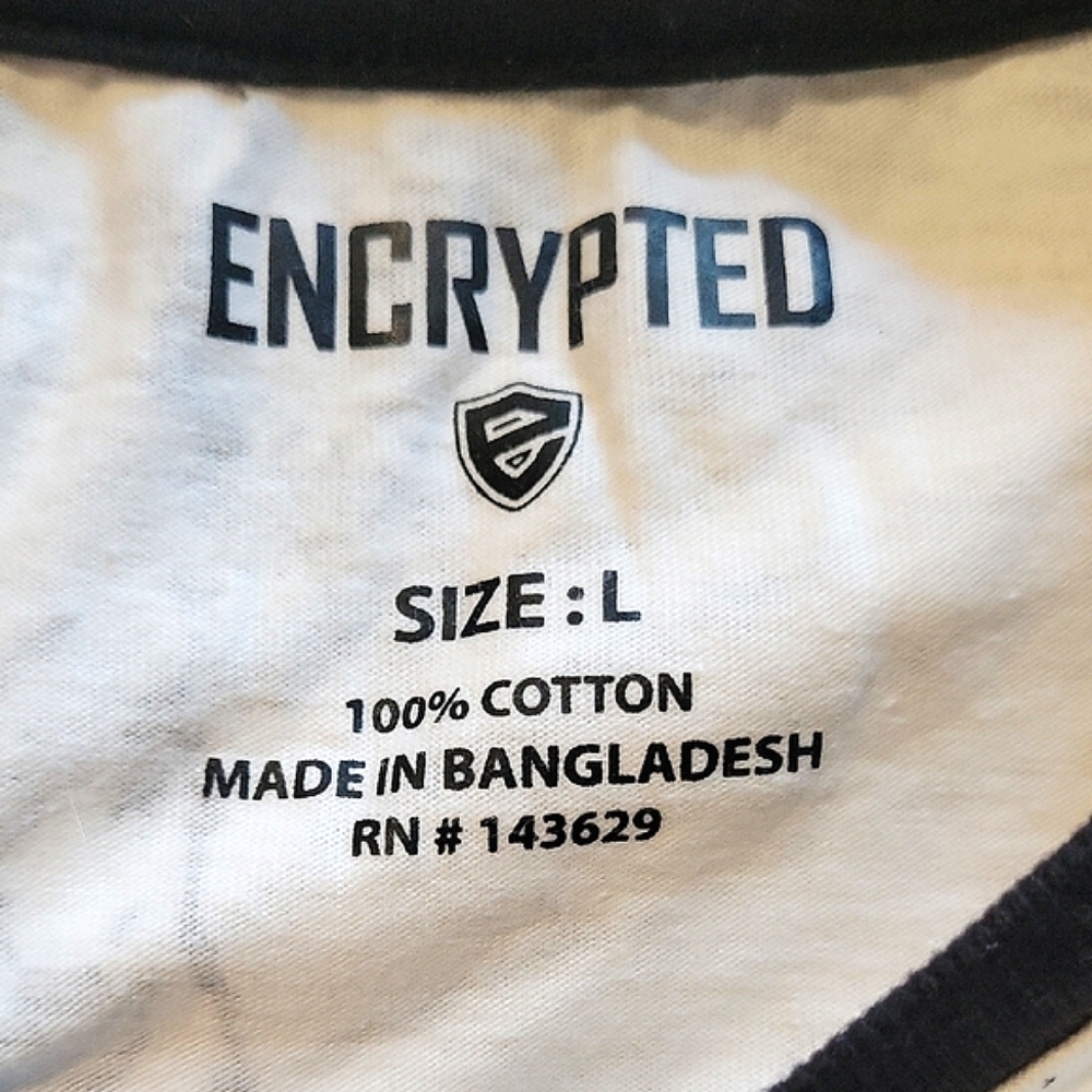 Black and White Distressed Short Sleeve Tee Size L Y2K - Picture 3 of 4